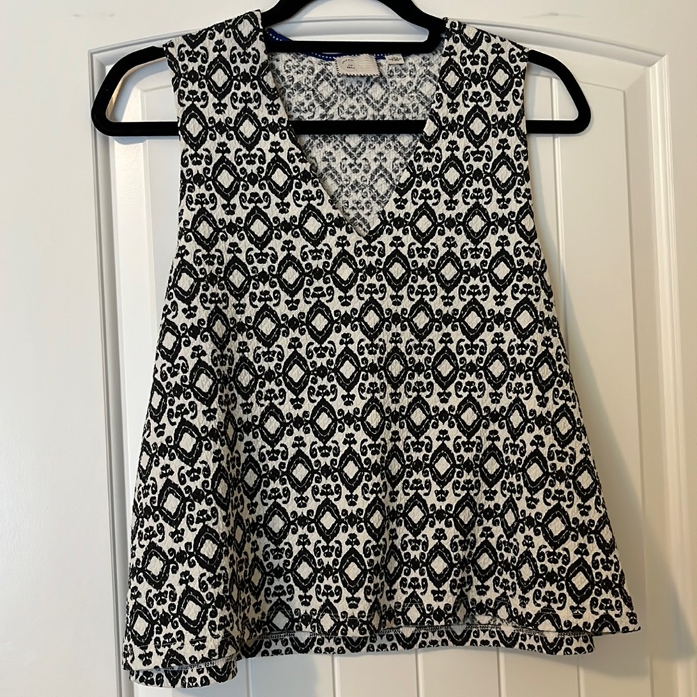 ANTHROPOLOGIE/POSTMARK “swing” style tank top Size S